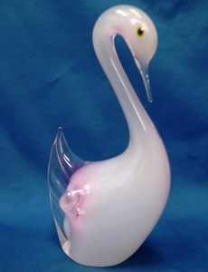 (0305)　ガラス工芸　Multi Glass　マルチグラス　白鳥　スワン　　高さ 21.5cm