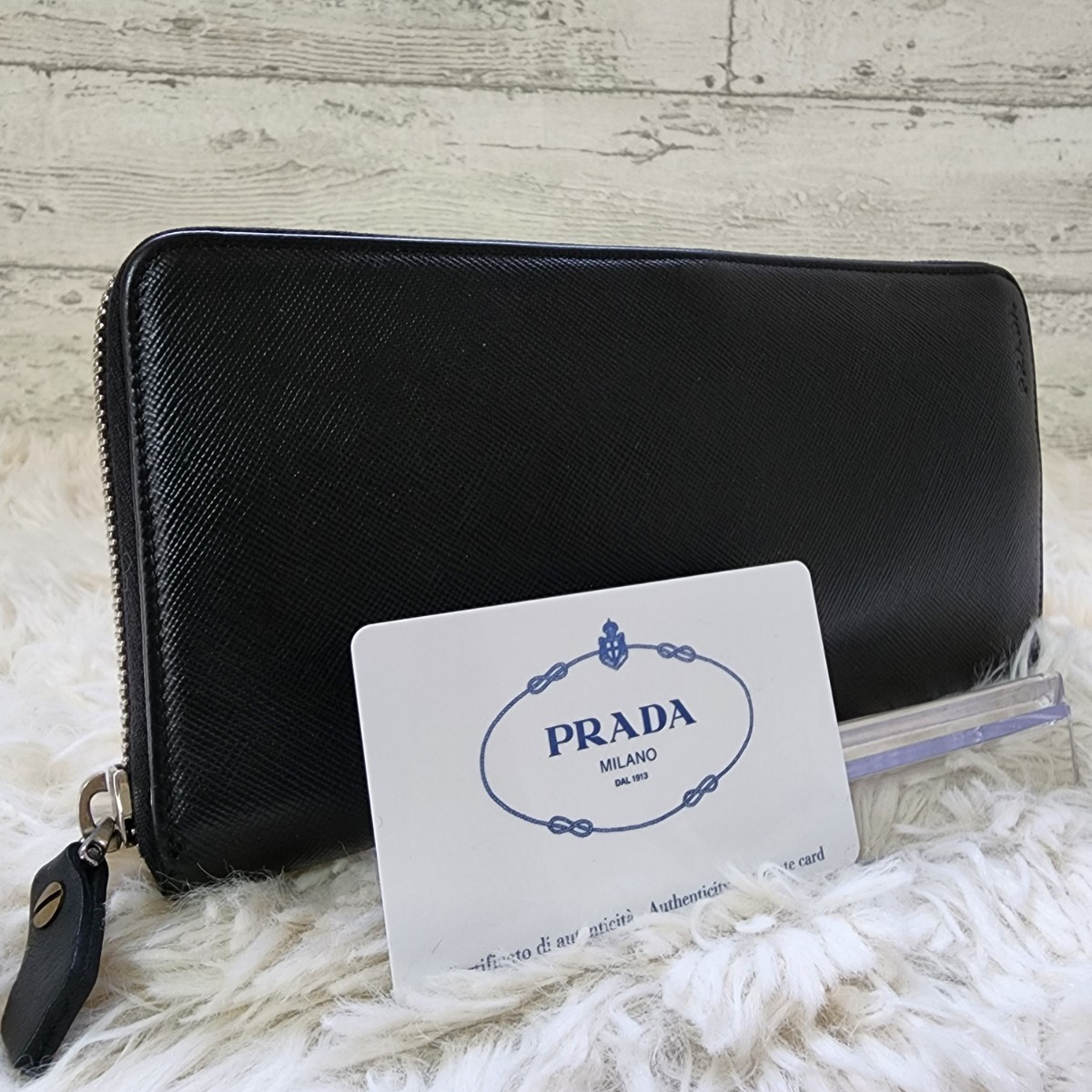 1円 PRADA プラダ 長財布 ラウンドファスナー ジッピーウォレット ロゴ