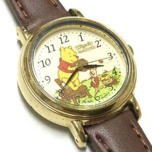 【レトロ・ビンテージ、電池＆ベルト交換済】セイコー アルバ SEIKO ALBA ディズニー くまのプーさん 腕時計の画像1