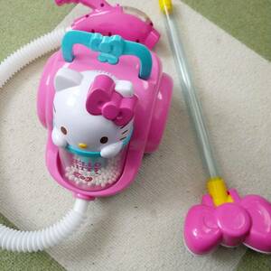  Hello Kitty .... Cyclone cleaner vacuum cleaner type toy 