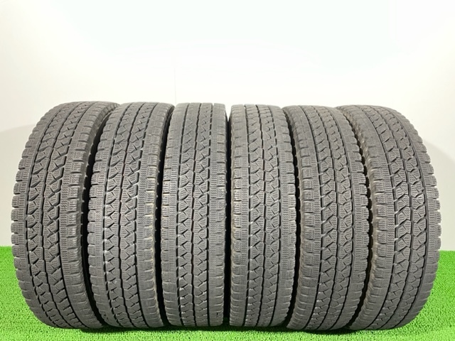 ブリヂストン BLIZZAK W979 195/85R16 114/112L オークション比較