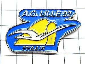 bargain pin badge 82919* France limitation pin z* rare . Vintage thing pin bachi