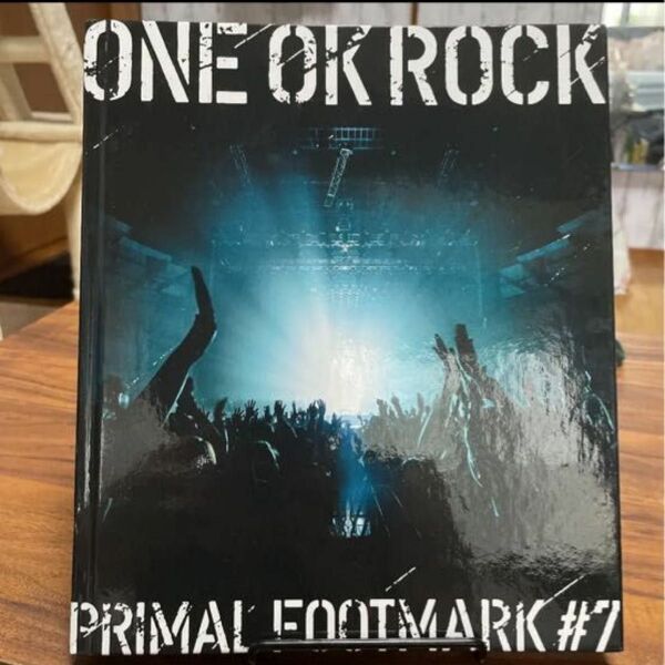 ONE OK ROCK 写真集 プライマルフットマーク