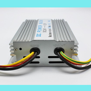 1円～ DC-DC コンバーター 電圧変換器 DC24V→DC12V 30A（360W）冷却ファン付 DCDC デコデコ コンバーター トラック用降圧器の画像2