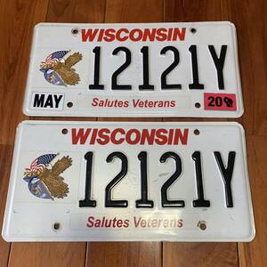 沖縄 米軍放出品 USA LICENSE PLATE WISCONSIN ウィスコンシン州 ナンバープレート 希少 奇跡の2枚 アンティーク 1212 (管理番号X33)