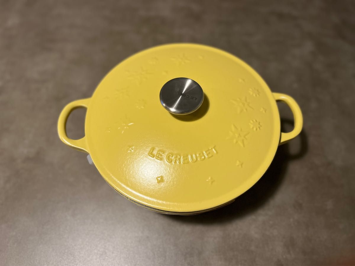 限定】ル・クルーゼ シグニチャーフラワーレリーフ コットン