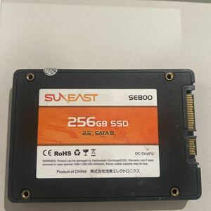 SSD SUNEAST SE800 256GB 正常動作品　84回　58時間