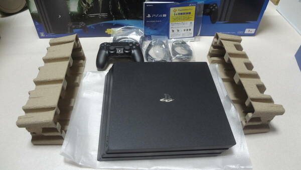 ■ 送無 中古 縦置スタンド+FF15 おまけ ■ PlayStation 4 Pro FINAL FANTASY VII REMAKE Pack CUHJ-10036 1TB ファイナルファンタジー