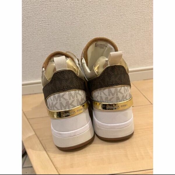 MICHEAL KORS スニーカー 厚底