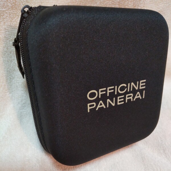 OFFICINE PANERAI オフィチーネ パネライ 時計 携帯 ソフト 箱 ボックス ケース BOX 凸凹 スポンジ 正規 純正 保護 持運び 01 送料込み