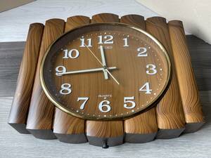 SEIKO セイコー 水晶時計 クォーツ式 掛時計 木目版 レトロモダン アンティーク 昭和レトロ