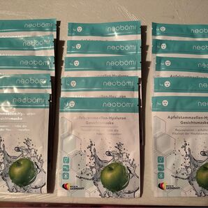 Neobmi ヒアルロン フェイス マスク、リンゴ幹細胞入り高用量クロス マスク15枚(ドイツ製)
