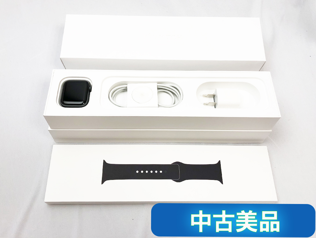 未使用品、通電確認済み】Apple Watch Series 4 GPSモデル 44mm 