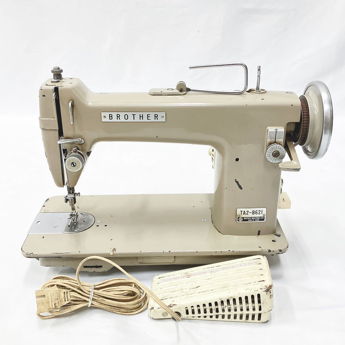 美品 ブラザー職業用ミシンCrative studioⅡ TAT7602 12i 定期販売