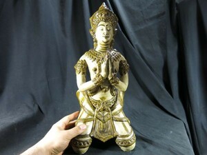 A　白濁釉鉄絵神将坐像　タイ　陶製　仏教　仏像　寺院　信仰　古玩