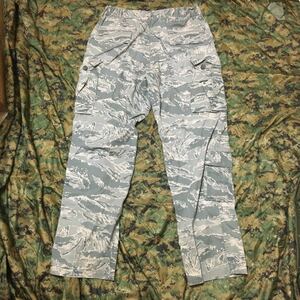 米軍放出品 実物 ABU　デジカモ パンツ サイズ M エアフォース 2