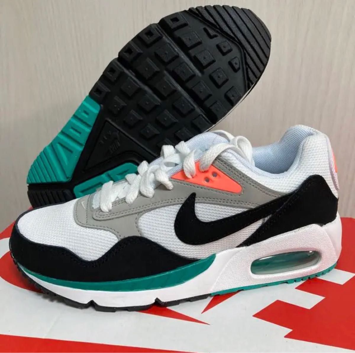 新品 NIKE ナイキ エアマックス コレレイト ホワイト 23 5|PayPayフリマ