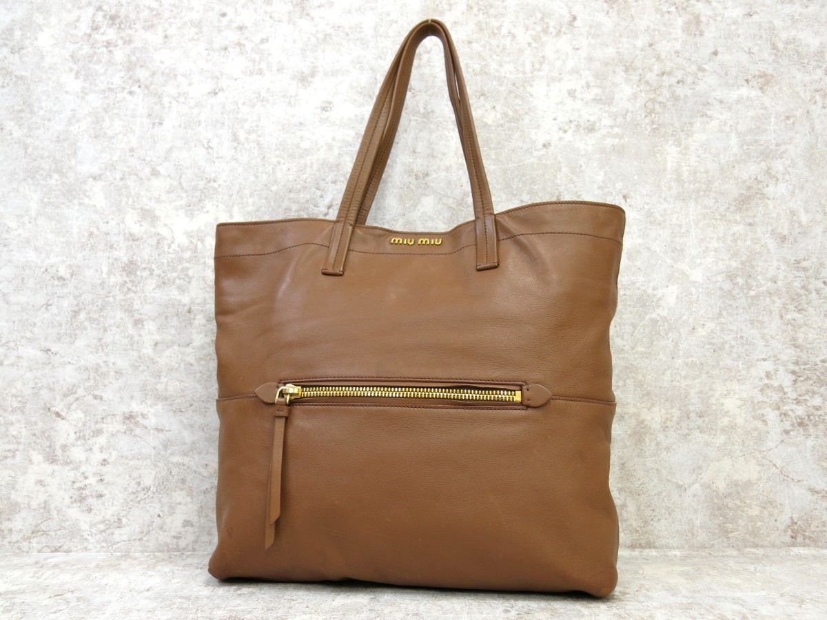 ヤフオク! -「(miumiu ミュウミュウ) メンズ」(かばん、バッグ