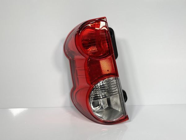ヤフオク! -nv200テールランプの中古品・新品・未使用品一覧