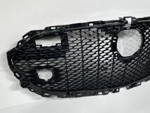 美品 マツダ3 MAZDA3 BPFP BP5P BP8P 純正 フロントグリル アッパー ラジエーターグリル センサー穴 BCKN-50-711 BCKN-50711 黒 管理17941_画像2