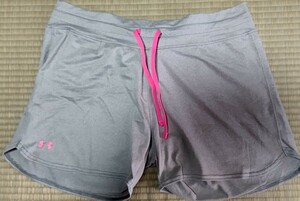 【一度着用】UNDERARMOUR★ショートパンツ