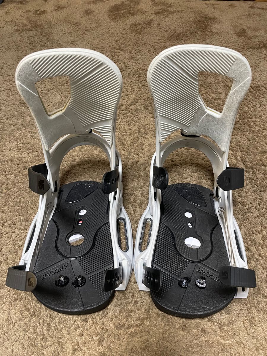 新品タグ付き BURTON アナ雪コラボモデル キッズL 150cm相当|Yahoo