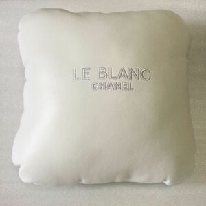  Chanel hand cushion ru Blanc unused goods 