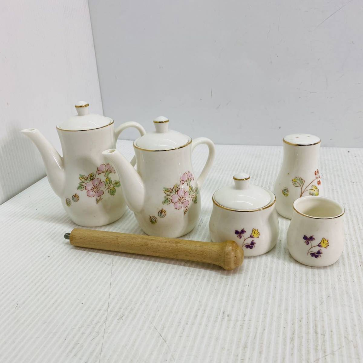 年最新ヤフオク! シュガーポット ミルクポットの中古品・新品