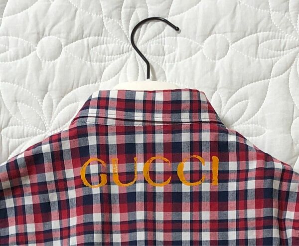 新品未使用　GUCCI グッチチルドレンズ　GUCCIロゴプリントチェックシャツ