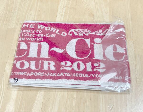 L'Arc-en-Ciel 20th L'Anniversary WORLD TOUR FINALマフラータオル RED