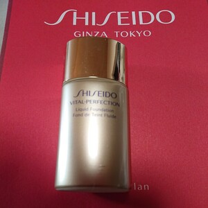 SHISEIDO 資生堂バイタルパーフェクションリキッドファンデーションオークル10 30ml SPF20・PA++ 6380円相当