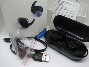 ☆★JUNK★☆ ワイヤレスイヤホン Touch Two 充電ケース付 Bluetooth接続&音声出力:未確認(ジャンク)/即決有☆彡