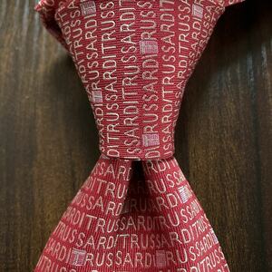 TRUSSARDI Trussardi галстук красный . цвет 