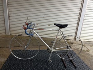 Peugeot Road Bike около 1982 года, сделанный во Франции, сделал Peugeot Simplex Mafac Atac Maillard Weinmann Rigida