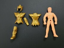 聖闘士星矢　クロスアップタイプ　獅子座　レオ・アイオリア　ゴールド　中古　当時物　フィギュア　消しゴム　ガチャ_画像3