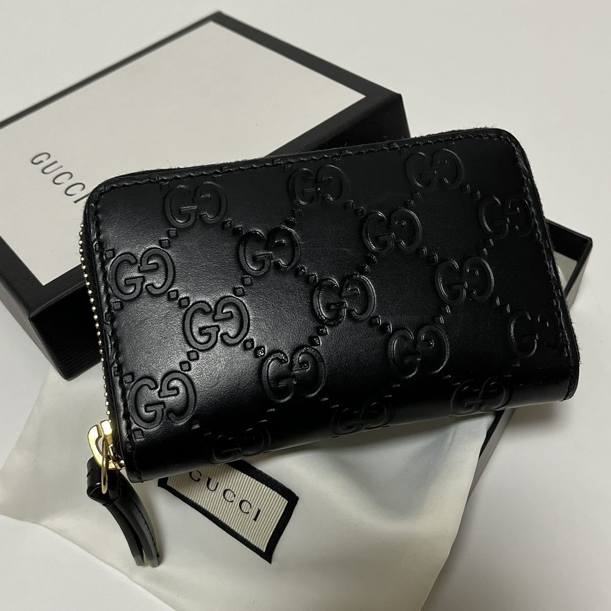 人気ブランド 【未使用品✨】GUCCI グッチ シマレザー リボン パス