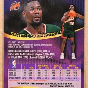 Shawn Kemp (ショーンケンプ) 1997 topps STADIUM CLUB トレーディングカード 119【NBA シアトルスーパーソニックス Seattle Supersonics】の画像2