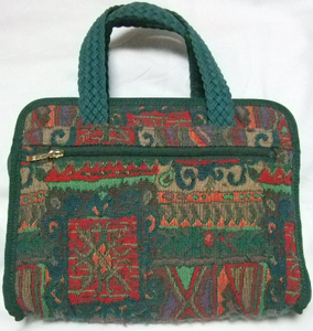 handbag ( green series, pattern, approximately 21cm x approximately 18cm x approximately 14cm).
