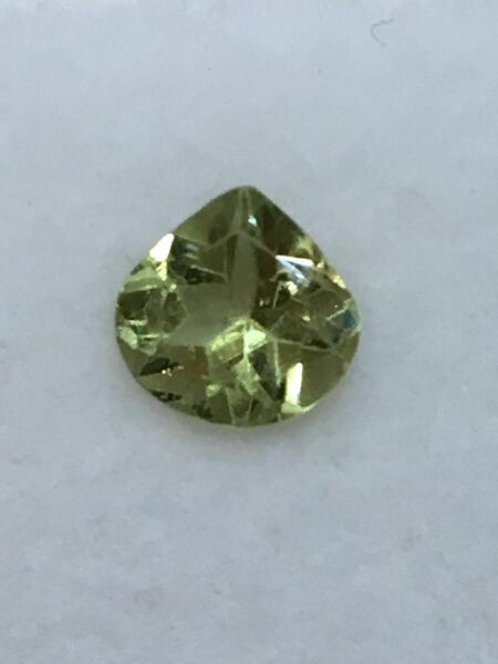 【60倍ルーペクリーン】カナリートルマリン0.76ct