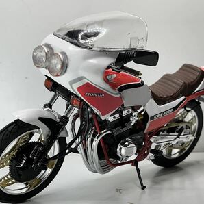 １/１２プラモデル　ホンダ ＣＢＸ４００Ｆ「フルチューンカスタム」完成品 ☆送料無料☆