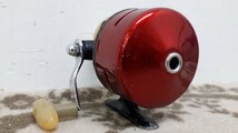 リール ファントム ミラクルキャスト 110B クローズドフェイスリール 釣具 釣り 海釣り 船釣り ダイワ Daiwa 赤 八王子市 引き取りOK_画像2