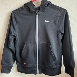 THERMA FIT Sサイズ　NIKE