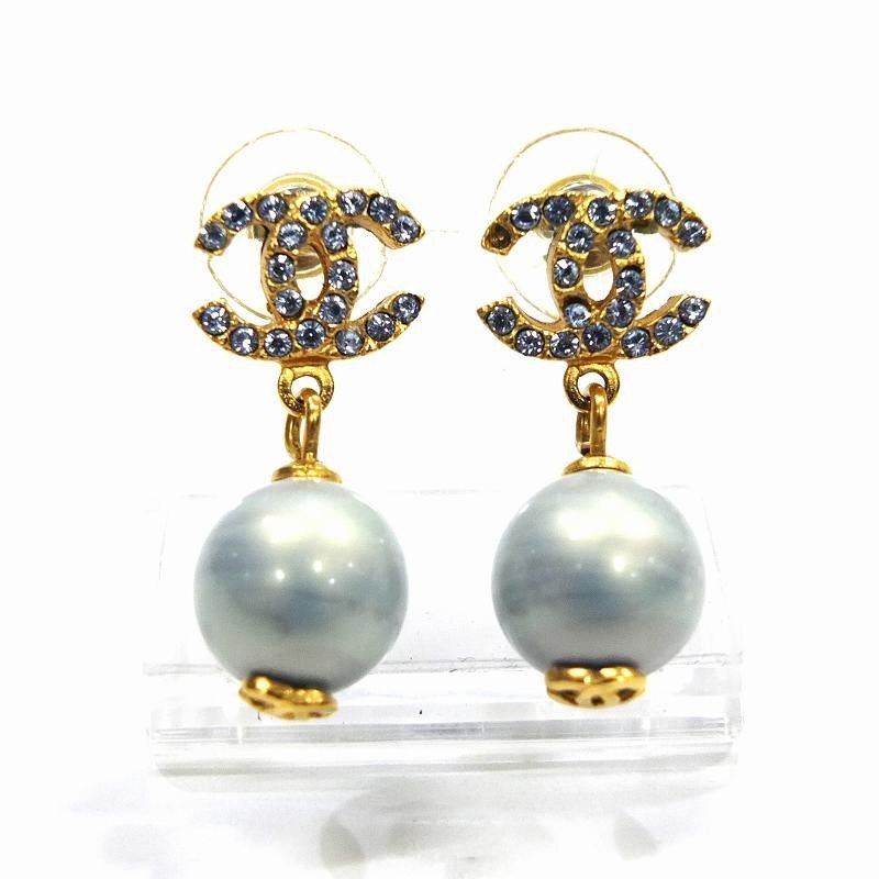 ヤフオク! -「(ブルー 青 ) シャネル」(ピアス) (イヤリング、ピアス