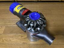 【使用回数少】dyson ダイソン サイクロン掃除機 コードレスクリーナー Ｖ７_画像8