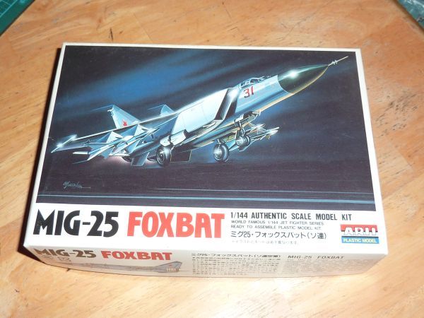 ヤフオク! -「ミグ25」の落札相場・落札価格