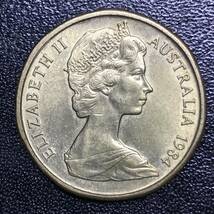 ★世界 海外 外国 コイン 硬貨！1984年！オーストラリア 1ドル/1DOLLAR 1枚！エリザベス2世 カンガルー AUSTRALIA！★管理番号1351_画像2