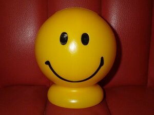 90'S* happy face * savings box * Vintage * coin Bank * Smile * smiley face * flat peace *hipi-* Nico Chan Mark *