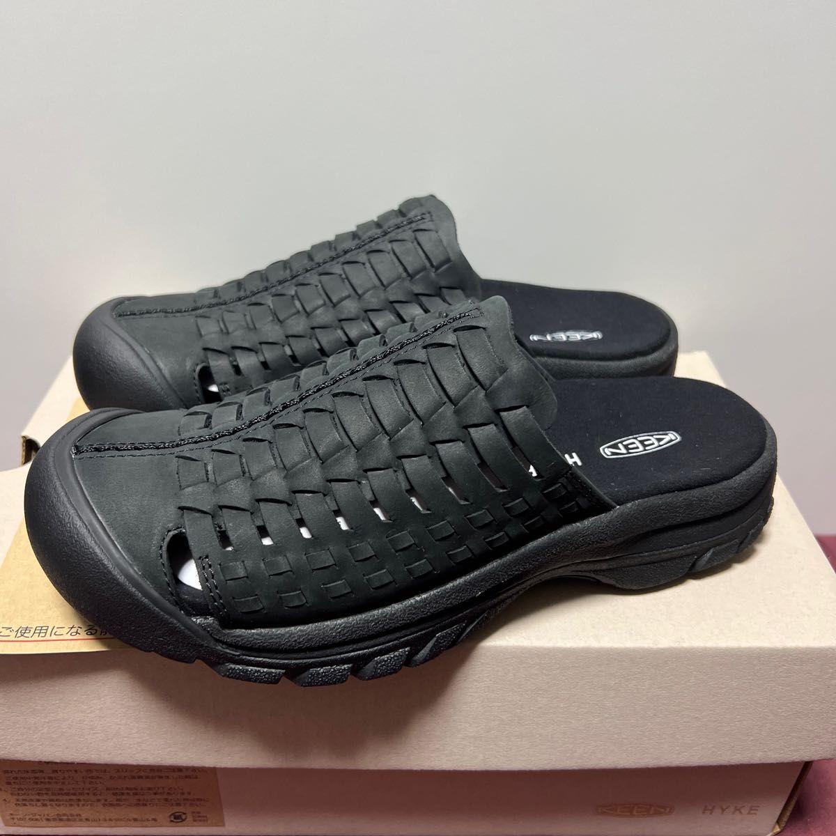 新品未使用☆ 完売HYKE × KEEN SAN JUAN SANDAL Ⅱ | labiela.com