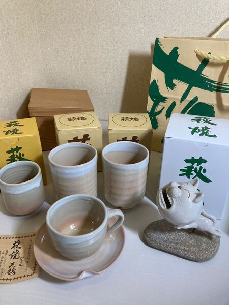 萩焼 ユニークな猫の置き物 カップ&ソーサー 湯呑み 新品未使用品