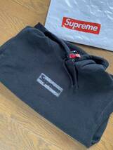 Supreme大阪店購入Inside Out Box Logo Hooded Sweatshirtインサイドアウトボックスロゴフーデッドスウェットシャツリバーシブル黒ブラック_画像2